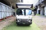 日本特種ボディーの新作キャンピングカー「エクスペディション ストライカー」（筆者撮影）