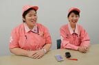 清掃スタッフの廣瀬さん（左）と中島さん（右）