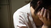 ｢息子の結婚｣を許せぬ49歳シングル母の心情 なぜ子どもに裏切られたと思ってしまうのか