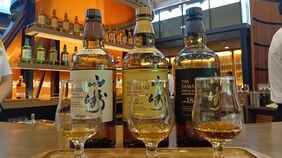｢山崎18年を含めて3杯1900円｣｢実際に飲むと⋯涙が出そう｣　サントリーが運営≪山崎ウイスキー館≫訪れて見た衝撃の光景