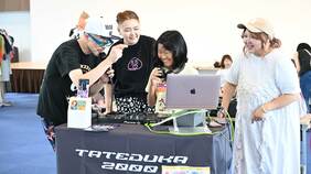 ｢子どもたちが踊りまくるDJ夫婦｣がスゴすぎる　DJの力で｢人見知りも克服できる｣新しい授業の形