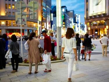 31歳｢銀座の女｣は大人としての生き方を学ぶ 一回り年上｢禁断の恋人｣が