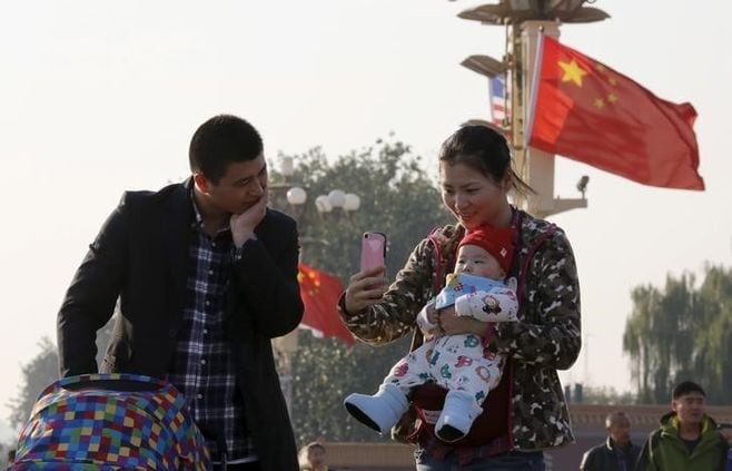 中国､2人目出産に｢祝い金｣などの補助金検討