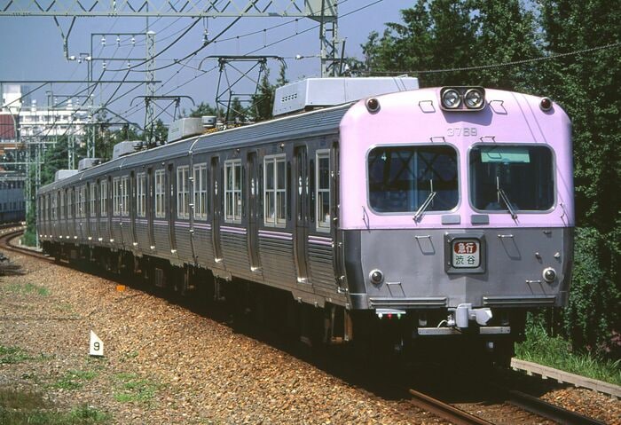 井の頭線3000系は2011年まで活躍した