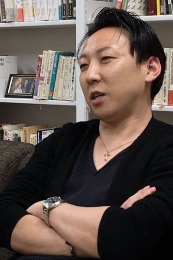 古川 雄嗣（ふるかわ ゆうじ）／教育学者、北海道教育大学旭川校准教授。1978年三重県生まれ。京都大学文学部および教育学部卒業。同大学大学院教育学研究科博士後期課程修了。博士（教育学）。専門は、教育哲学、道徳教育。著書に『偶然と運命――九鬼周造の倫理学』（ナカニシヤ出版、2015年）、『大人の道徳：西洋近代思想を問い直す』（東洋経済新報社、2018年）、共編著に『反「大学改革」論――若手からの問題提起』（ナカニシヤ出版、2017年）がある（写真：古川雄嗣）