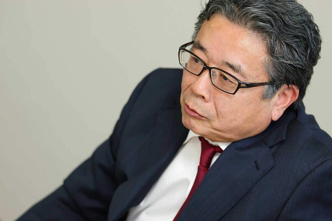 角田克（つのだ・かつ）／1965年生まれ。早稲田大学卒。1989年朝日新聞社入社。東京本社社会部長、人材戦略本部長、編集局長などを歴任。コンテンツ・デジタル政策統括の専務取締役を経て、2024年6月から社長。2025年6月、朝日新聞グループ全体を統括するCEO（最高経営責任者）に就任（撮影：尾形文繁）