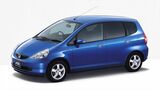 初代フィット（写真：本田技研工業）