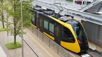 次世代型路面電車｢宇都宮LRT｣鉄道との違いは？ 近代的車両で新規開業､だが法律は大正生まれ