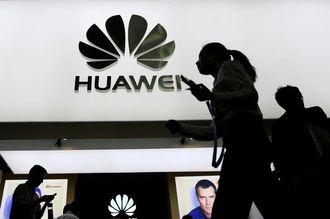 世界スマホ販売､中国ファーウェイが2強急追