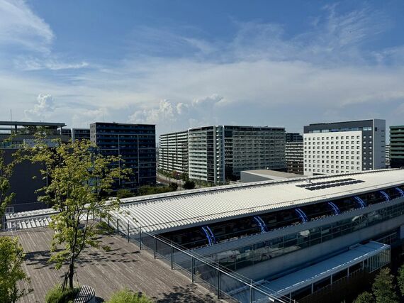 流山おおたかの森駅付近のマンション群
