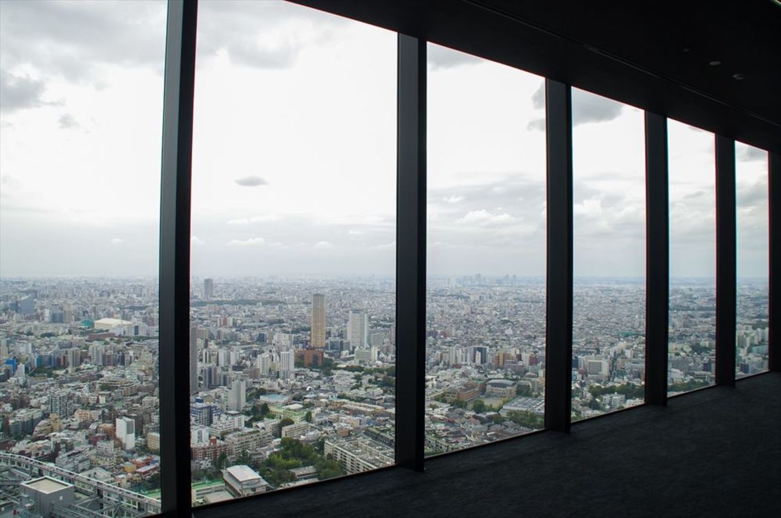 渋谷スカイ46階。屋内からも東京を一望できる