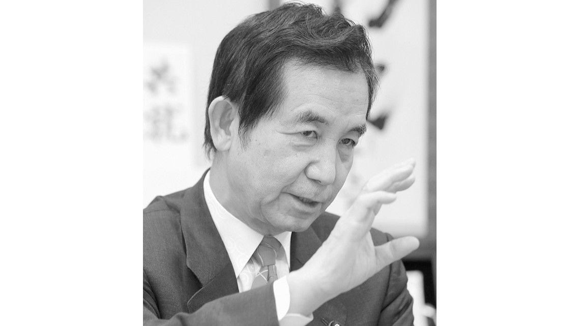 山本幸三氏