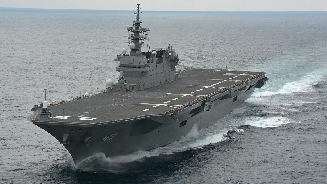 海上自衛隊最大の護衛艦「いずも」は、戦闘機F35Bの発着艦を可能にするための改修が行われている（写真：海上自衛隊ホームページ）