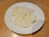 ランチセットにはおかわり自由の国産米ライスが付く（筆者撮影） 
