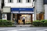 銀座に残る、数少ない木造建築。年月の重みを感じさせてくれる（撮影：今井康一）