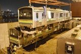 元横浜線の205系が陸揚げされる＝2014年8月（筆者撮影）