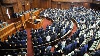 高市政権が直面する｢緊迫の5日間｣､延長国会が｢出たとこ勝負の遭遇戦｣になりかねない与野党の"あきれた内情"