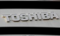 東芝に上場維持観測､資本増強策に期待 ｢つぶせるわけがない｣との思惑