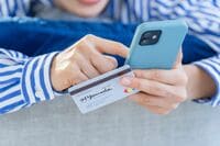 賛否両論の｢デジタル給与｣押さえておきたい論点 それでも進めたい？見えてくる政府側の思惑