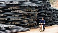 経済失速でも止まらない、中国鉄鋼増産の波紋