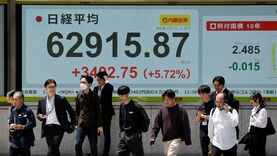 日経平均は大幅に続伸､終値は前営業日比3320円72銭高の6万2833円84銭に…連休中の株高遅れ取り戻す