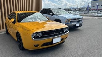 昨年、発表され話題となった「M55」とSUVの「Buddy」（筆者撮影）