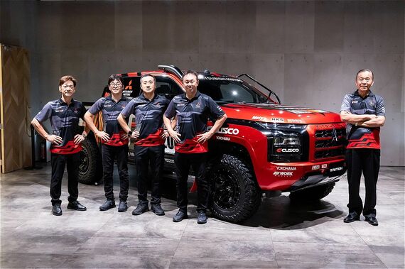 7月に三菱自動車の本社で行われたアジアンクロスカントリーラリー2025壮行会の様子