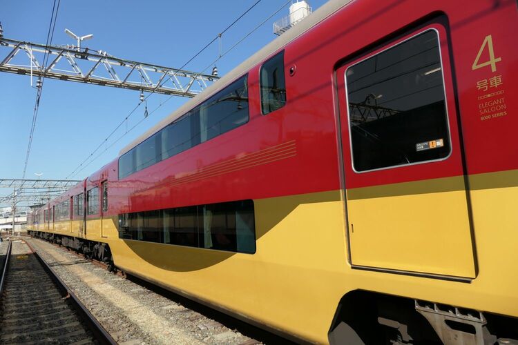 画像 | 京阪8000系｢プレミアムカー｣だけでない贅沢空間 優先席も