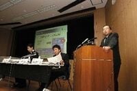 イー・アクvs.アッカ、通信局地戦の混沌