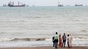 日常生活に直結する製品にもジワリ影響､ホルムズ海峡混乱による供給ショックは需要急減につながる瀬戸際に