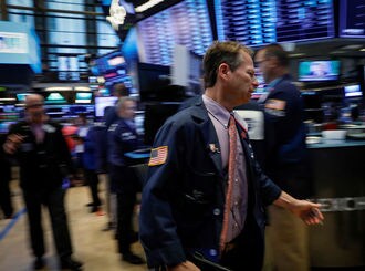 S&P500が5カ月ぶり高値､銀行株は下落