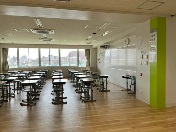 品川翔英中学・高等学校の教室