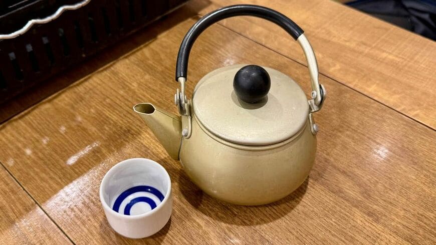 純米酒磯丸のやかん提供