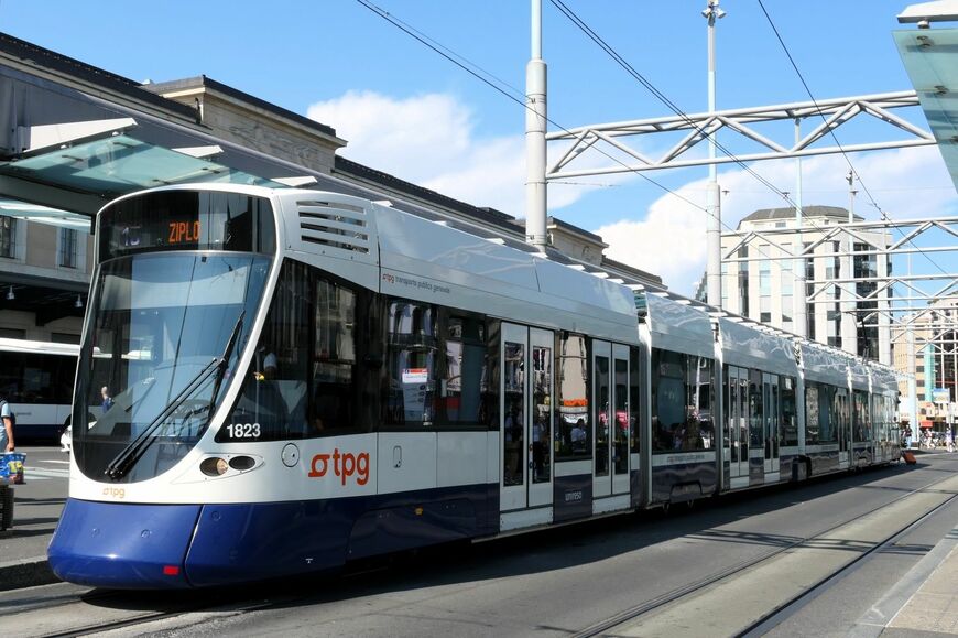 西部の国際都市ジュネーブのトラム（筆者撮影）