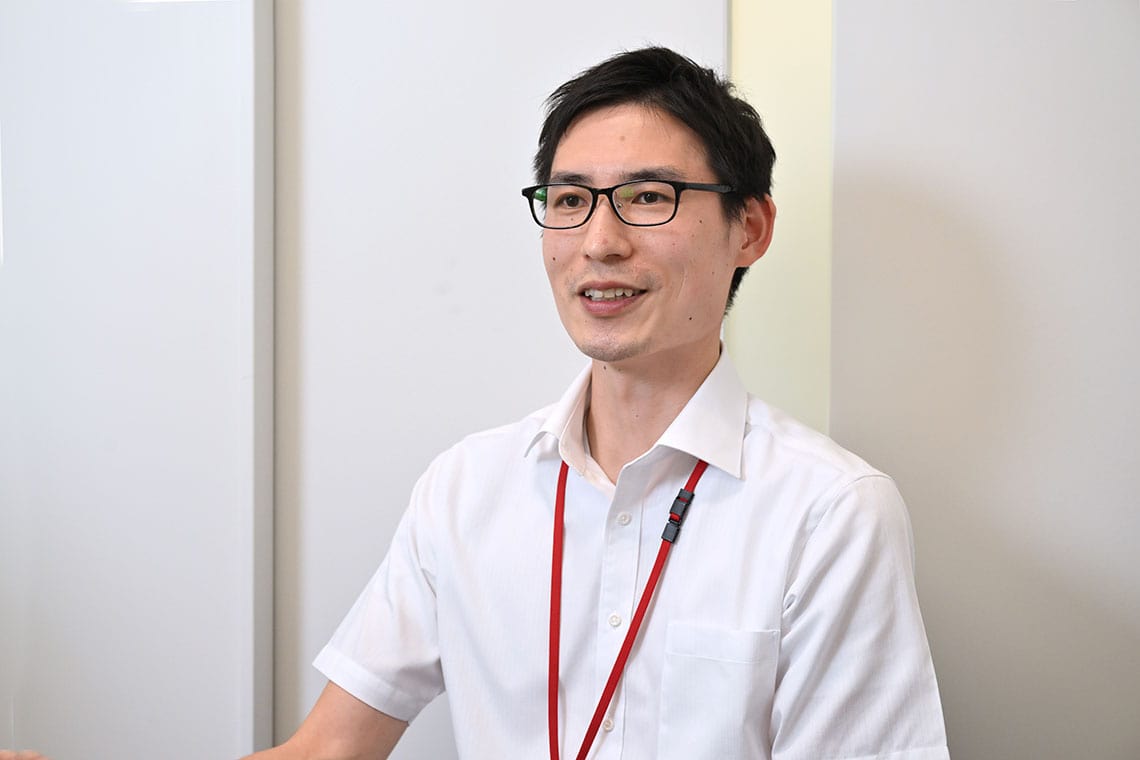 吉川市教育委員会 ICT教育推進担当主事・長谷川良氏（撮影：風間仁一郎）