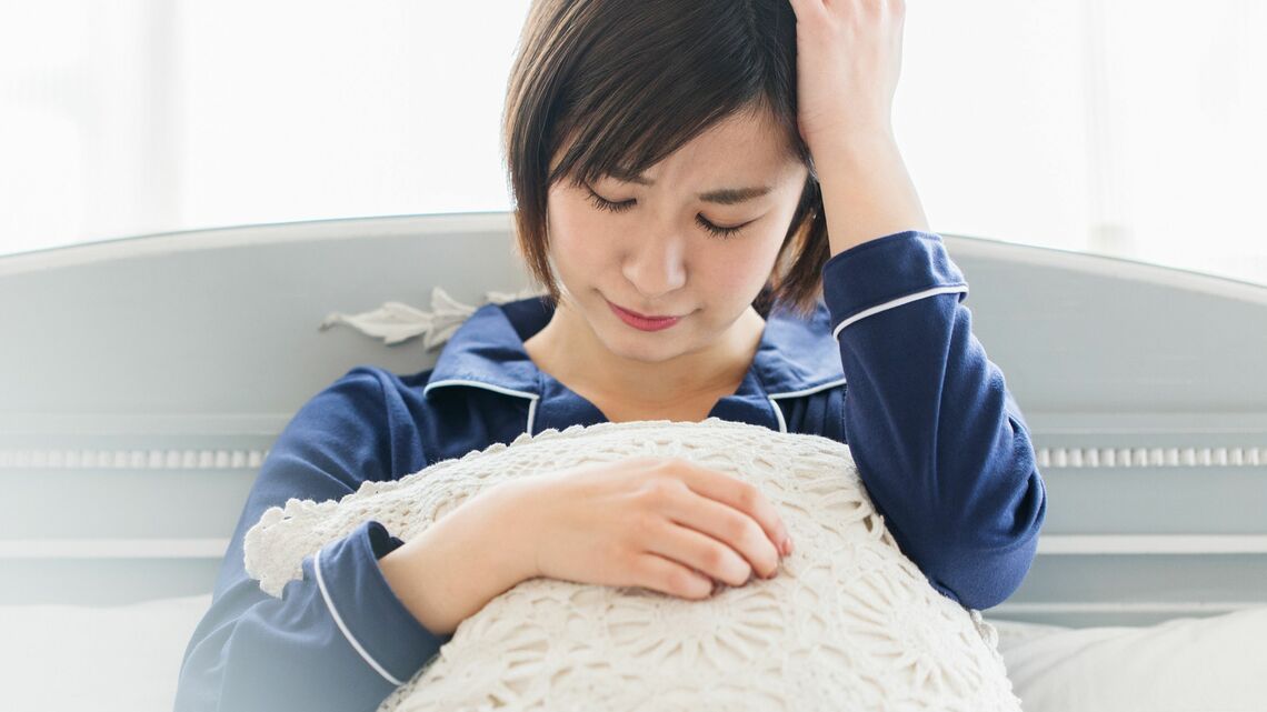 精神論で語られがちな「うつ病」の先端研究を紹介（写真：EKAKI／PIXTA）