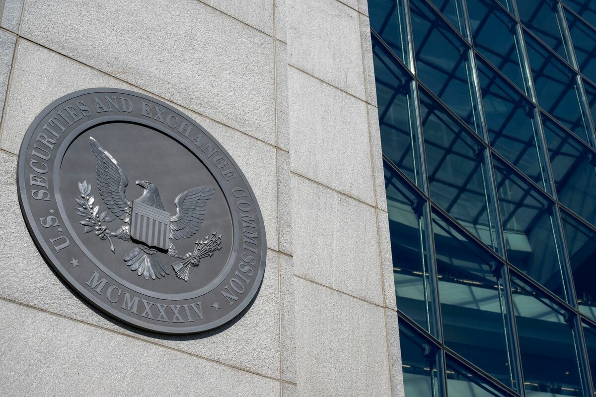 アメリカのSEC約500人が一斉退職へ、プログラム受け入れ|会社四季報 アメリカのSEC約500人が一斉退職へ、プログラム受け入れ|会社四季報
