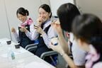 味の検討は和やかな雰囲気で進められた