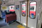 車端部のドア横スペース