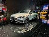 最新の電子技術を満載したことでも話題の「CLA」。ロングボディは今回が初公開（筆者撮影）