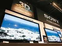３Ｄテレビ戦争が幕開け、ソニー差別化戦略の成算、価格競争は必至だが...