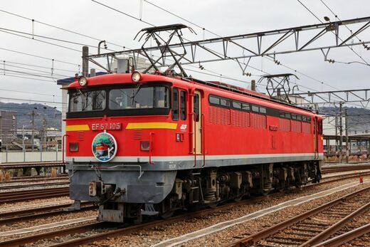 貨物列車の｢後押し専門機関車｣EF67形ついに引退 ｢セノハチ｣で活躍した