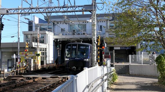 相鉄本線 鶴ヶ峰駅