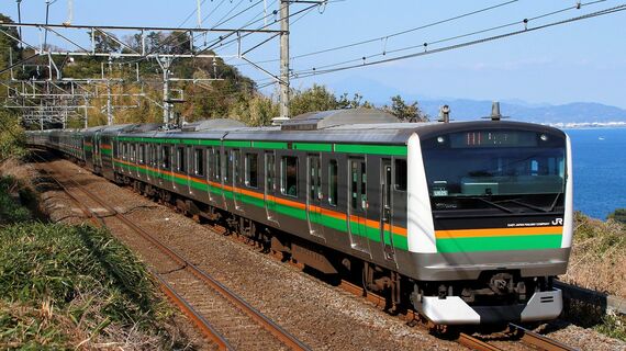東海道線 E233