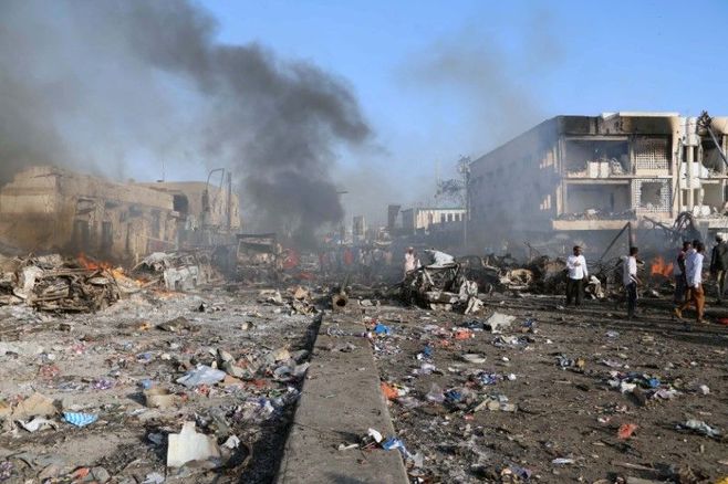 ソマリア首都の爆発､死者数は200人以上に