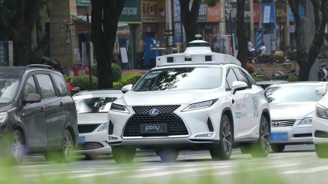 中国｢自動運転タクシー｣の商用運行に正式許可
