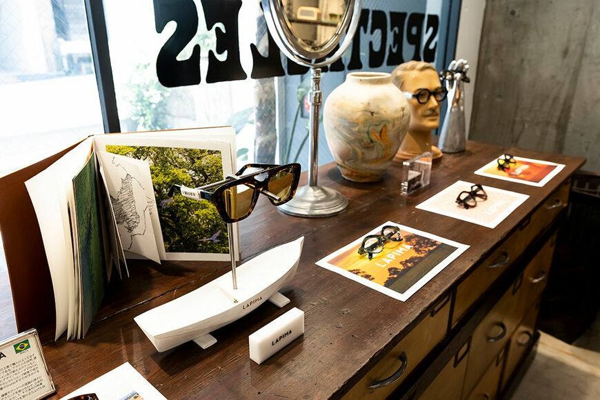 グローブスペックス渋谷店の眼鏡の展示