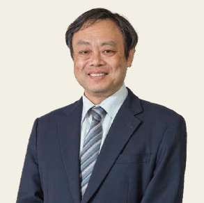 中川大（なかがわ・だい）●1956年京都市生まれ、小学校から高校まで富山県で暮らす。京都大学工学部卒、京都大学大学院工学研究科交通土木工学専攻修了。工学博士。建設省、国土庁、東京工業大学、京都大学を経て2017年4月から富山大学副学長。2022年4月から京都大学名誉教授、富山大学名誉教授、富山大学都市デザイン学系特別研究教授。また、これまでの主な兼職に、富山県地域交通政策監、富山市交通政策監、福井県都市計画審議会会長、全国知事会地方自治先進政策センター専門委員、京都府助言役（参与）、京都市交通局運輸計画アドバイザー、あいの風とやま鉄道社外取締役。（写真：本人提供）