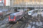 ドイツ鉄道が導入したチェコのシュコダ製車両（左）
