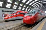 競争が相乗効果を生み鉄道が見直されたイタリア。トレニタリアの「フレッチャロッサ」（奥）とntvの列車（撮影：橋爪智之）